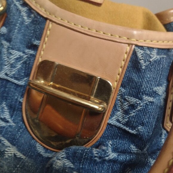 PRISTINE DISCONTINUED Louis Vuitton 💙💙Denim Pleaty mini~Wow! ✨ - Picture 12 of 16